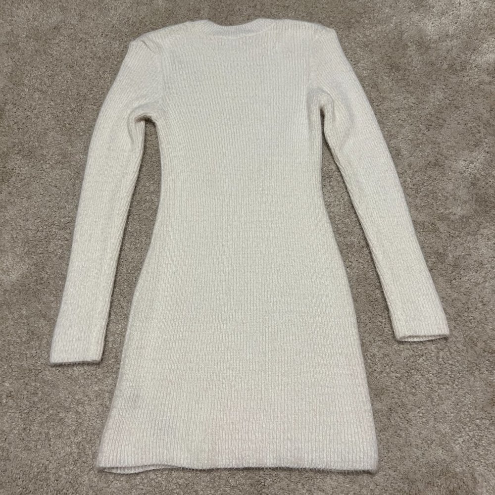 Zara Sweater Dress Size Medium White Knit Long Sleeve Crew Neck Fuzzy Soft - Picture 2 of 12